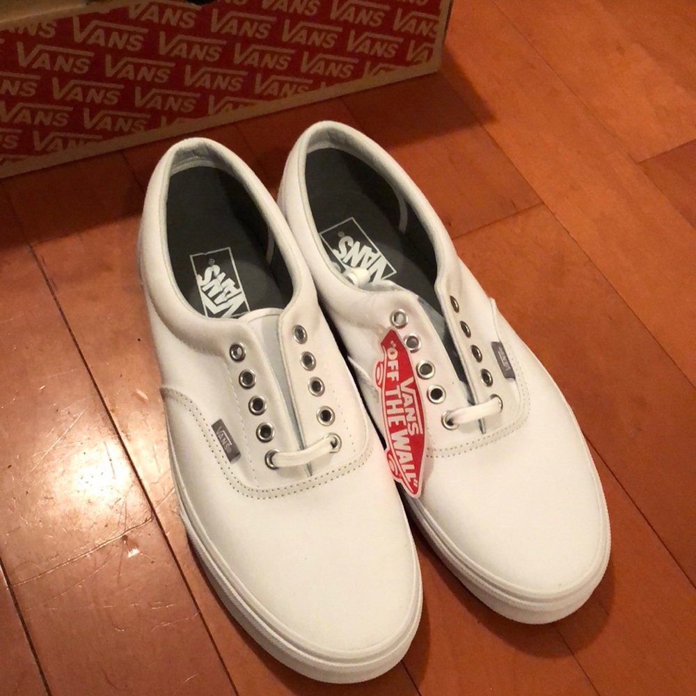 BRAND NEW VANS ERA 57 size 10